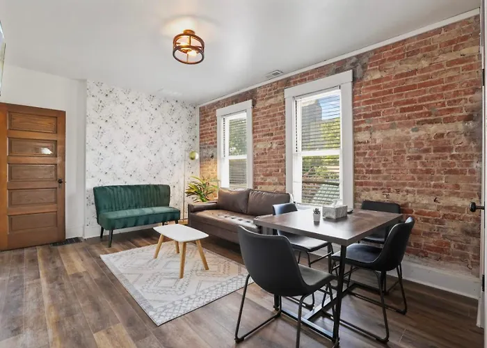 Housepitality - View Loft - German Village Columbus
