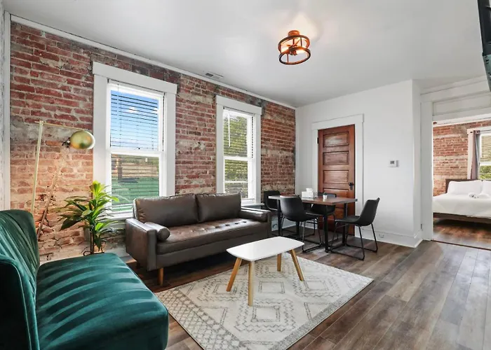 Housepitality - View Loft - German Village Apartment Columbus
